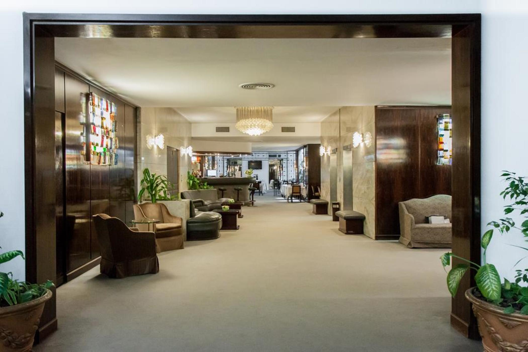 Gran Hotel Dora 科尔多瓦 外观 照片