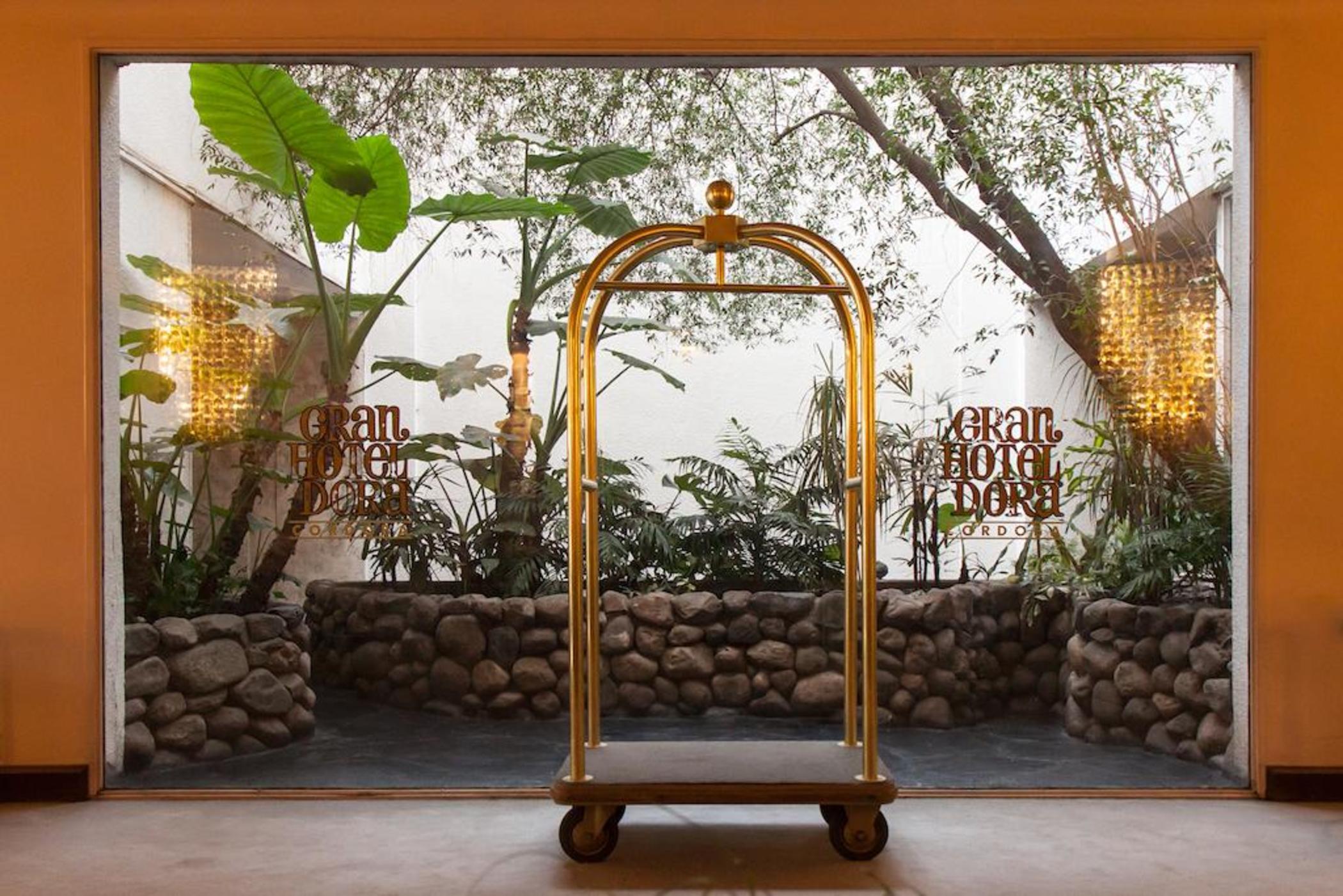 Gran Hotel Dora 科尔多瓦 外观 照片